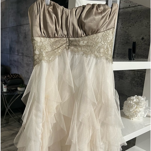 Evening dress - Picture 2 of 2